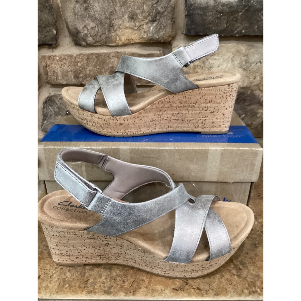 Clarks Collection Rose Style Taupe Metallic Cork Platform Wedge Sandals Size 10M